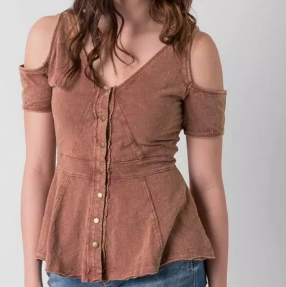 3/$25 FREE PEOPLE Cold shoulder peplum shirt SZ SM - Picture 3 of 9